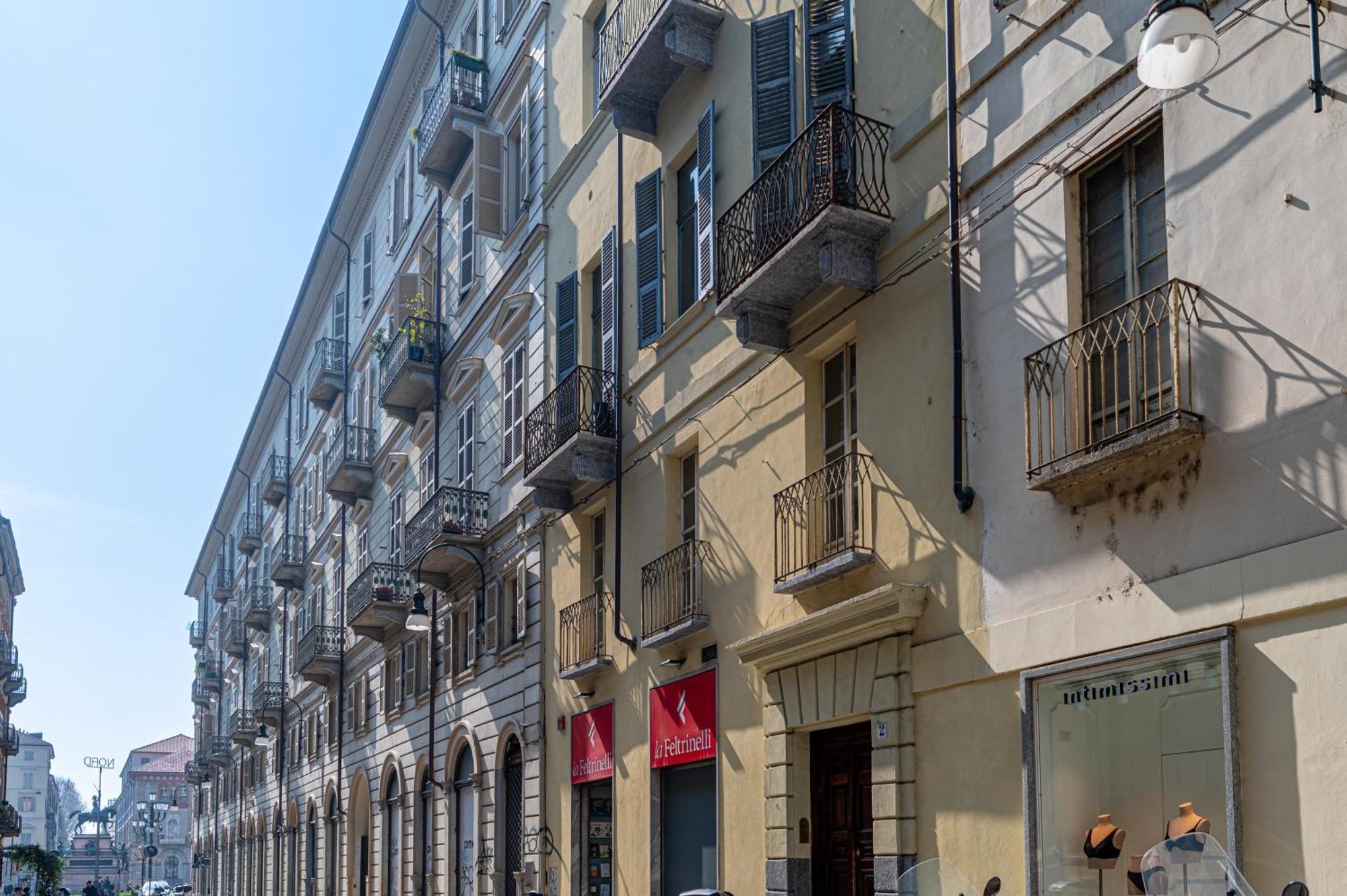 La Casa Di Levi, In Centro A Torino Apartment Exterior photo